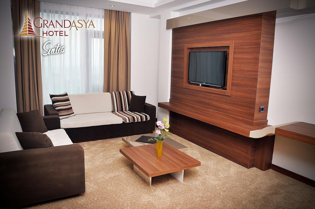 Grand Asya Hotel Bandırma Extérieur photo