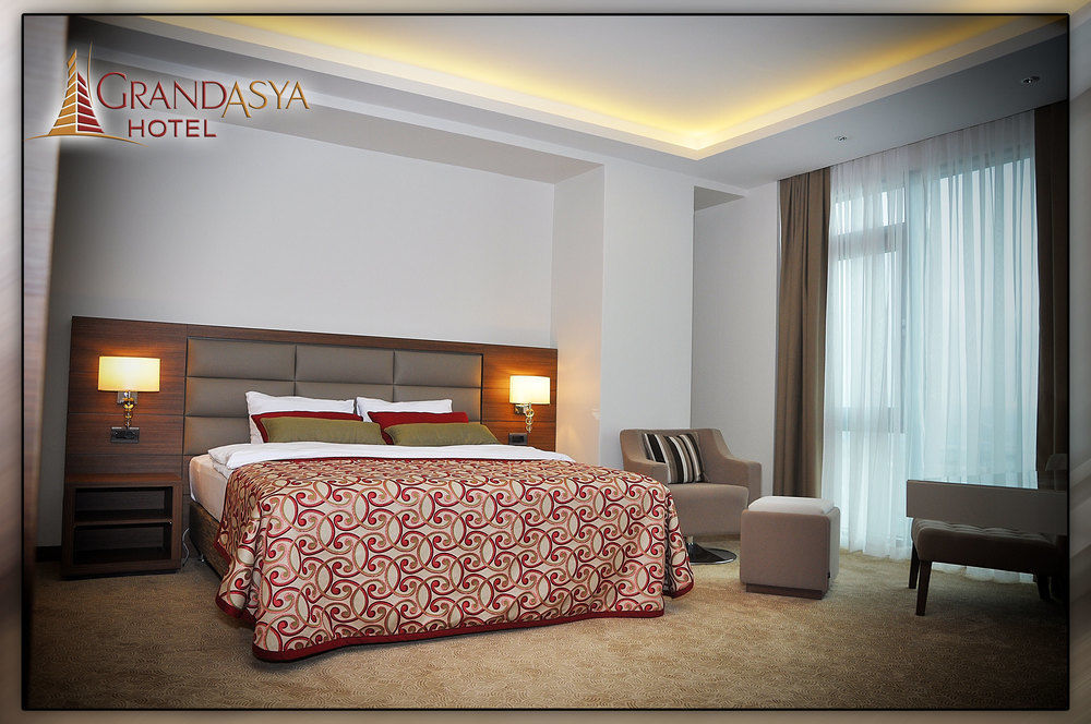 Grand Asya Hotel Bandırma Extérieur photo